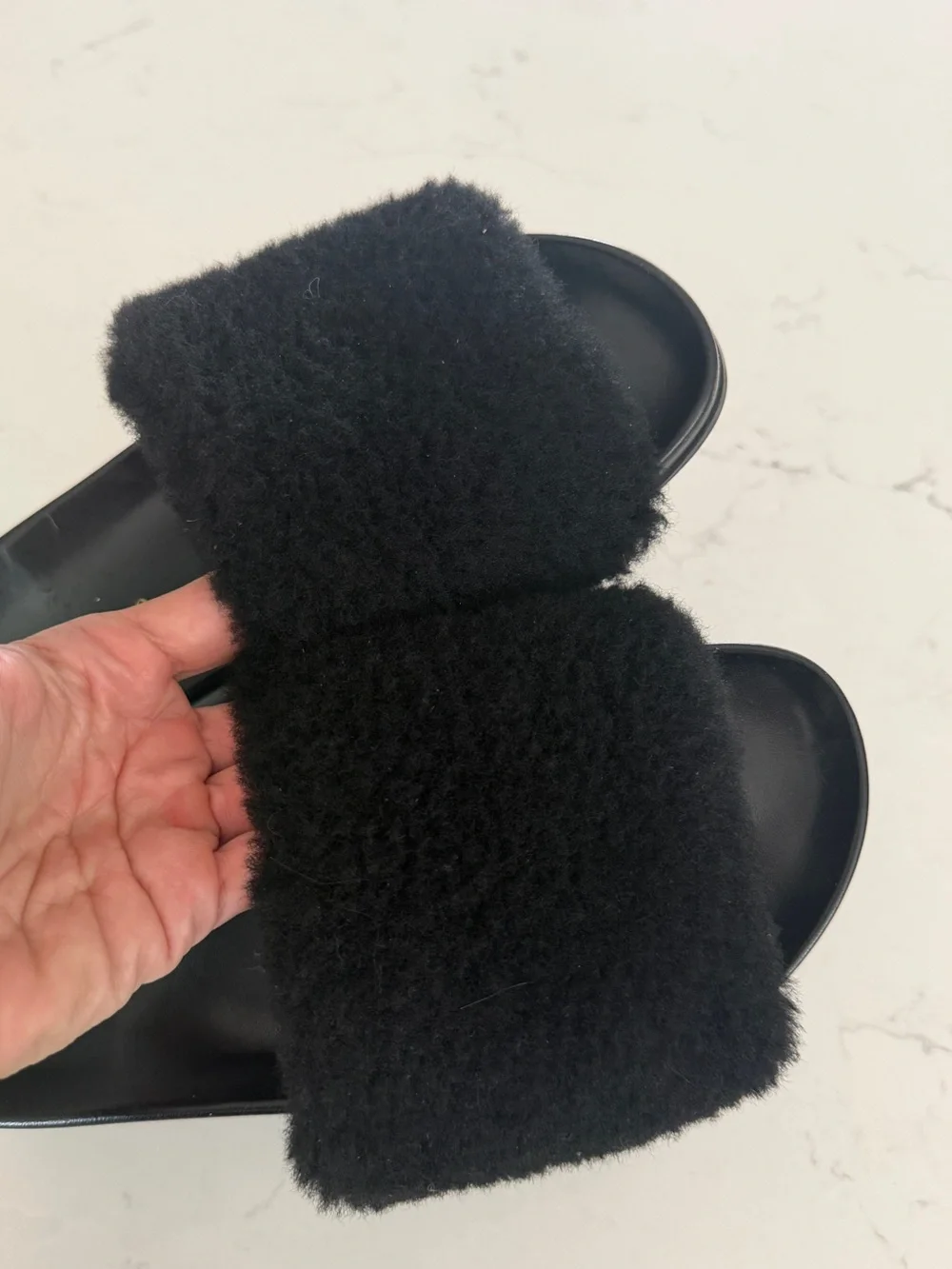 Jenni kayne shearling black slide